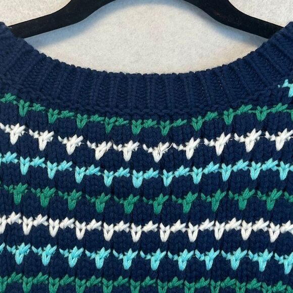 NWT ST. JOHN’S BAY Women’s Cable Knit Sweater Sz Large Crew Neck Blue White LS - Picture 11 of 12